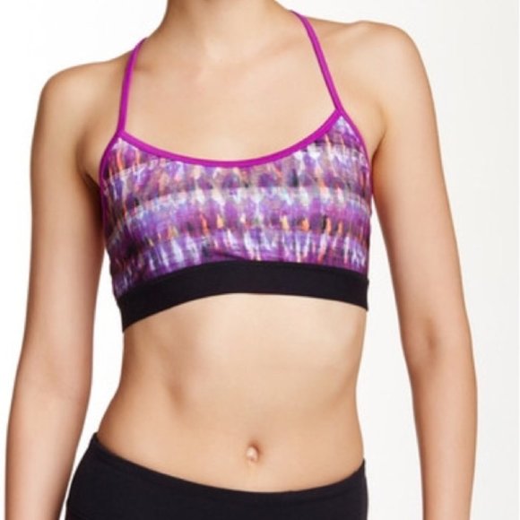 Alo Yoga Spark Sports Bra - Picture 5 of 7